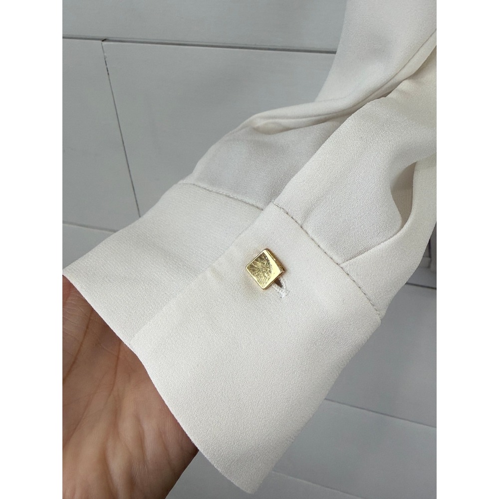 MM.LaFleur Lagarde Crepe Blouse Triacetate Relaxed Gold Cufflink Ivory Cream 14 - Picture 4 of 10